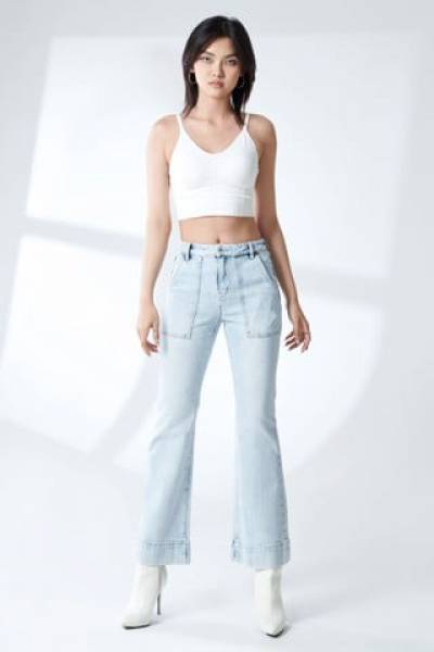 Quần jeans nữ dáng loe. Flared Jeans - 220WD1084F3910