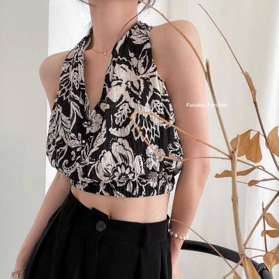 Áo tank top dáng ngắn họa tiết hoa